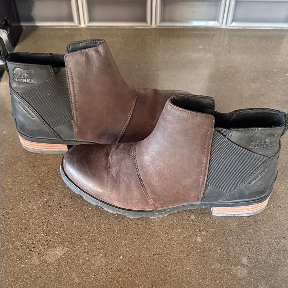 Sorel Two-Tone Leather Ankle Boots